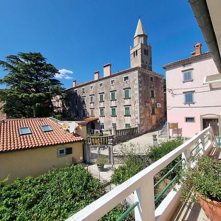 Apartment Branko With Terrace, Old Town Labin 拉宾 外观 照片
